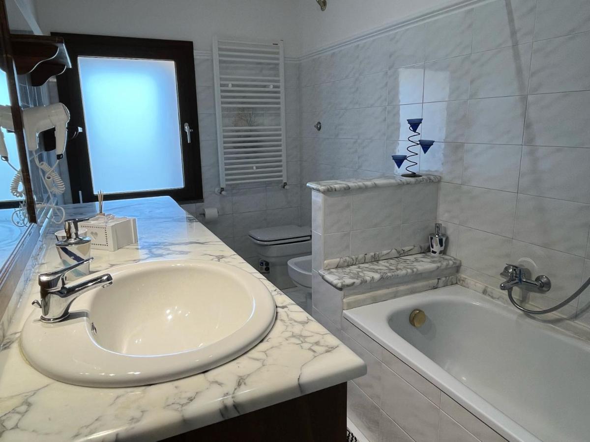Le Sorgenti Guest House Ilbono المظهر الخارجي الصورة